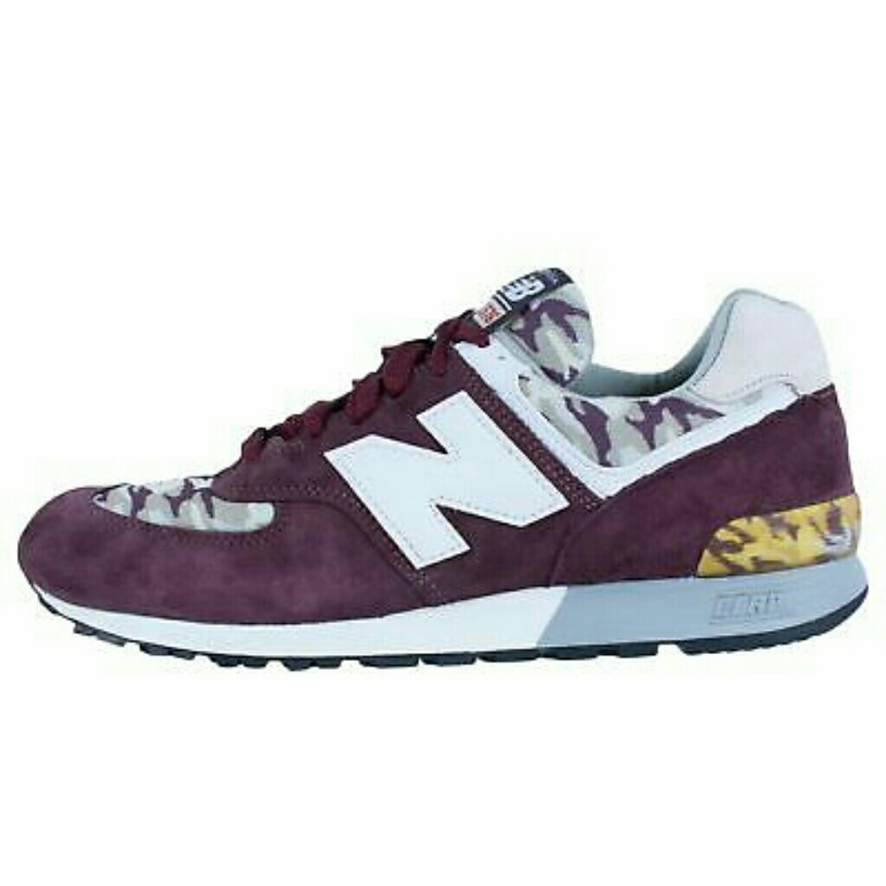Brand new men's new balance shoes *never worn *